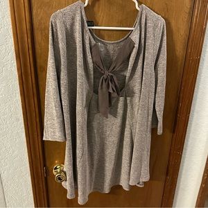 BKEred from Buckle tie back tunic sweater